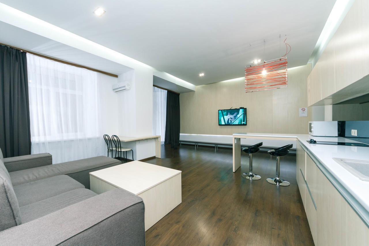 Kreschatik 21 With Terrace 2Br Киев Экстерьер фото